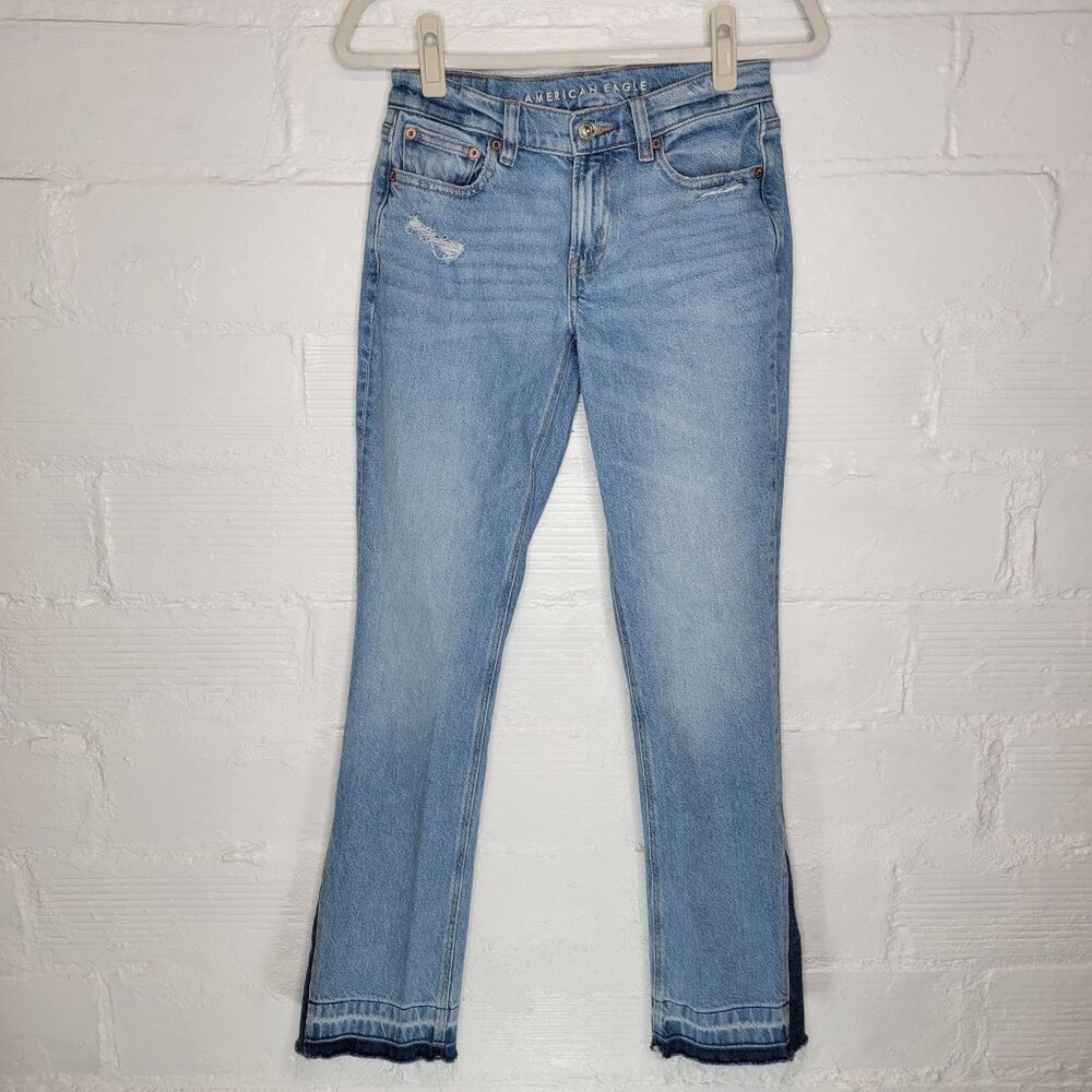 American Eagle Women's Size 2 Jeans 90's Low Rise Skinny Kick Raw Hem